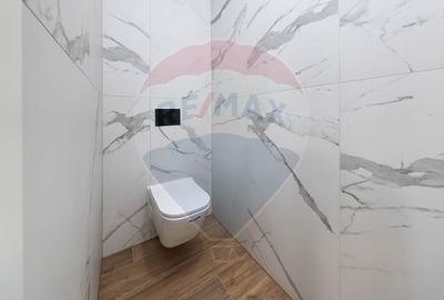 Spațiu comercial, de 78 mp, în Centrul Civic - 8