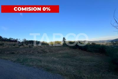 Teren intravilan 2162 mp cu deschidere de 33m Jiblea Veche Calimanesti - 1