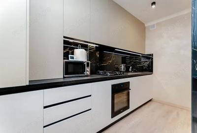 Apartament cu 2 camere decomandat în Tractorul - 1