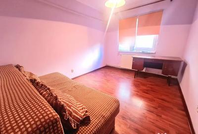 Apartament cu 3 camere decomandat în Dorobanți