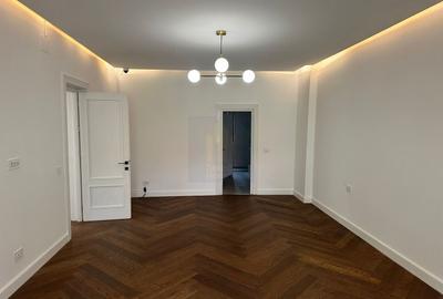 Casă cu 12 camere cu Canalizare în Cotroceni - 10