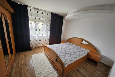 Apartament cu 3 camere decomandat în Exterior Vest - 8