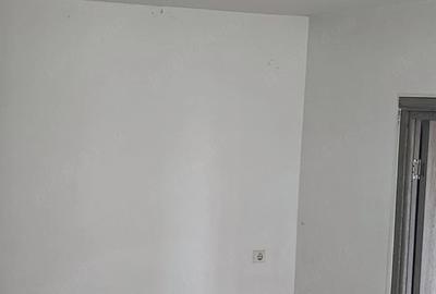 Apartament cu 2 camere semidecomandat în Rahova