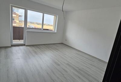 Apartament cu 2 camere decomandat în Sânpetru - 10