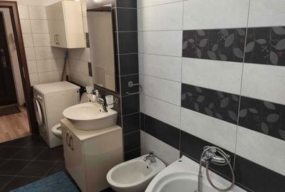 Apartament cu 2 camere decomandat în Calea Dumbrăvii - 2