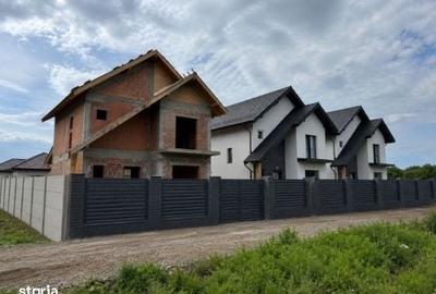 Casă cu 4 camere decomandat în Domnești - 4