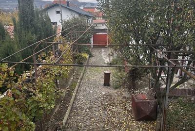 Casă cu 4 camere în Central - 3