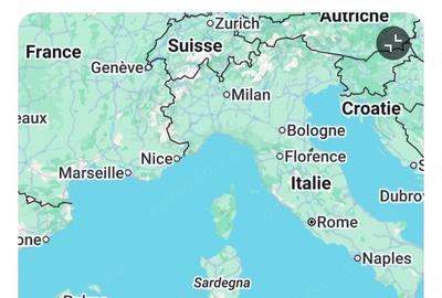 Casă cu 3 camere cu Teren 30 Mp în Central - 1