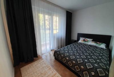 Apartament cu 2 camere semidecomandat, mobilat în Victoriei
