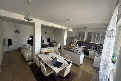 Casă individuală cu 10 camere cu Canalizare în Berceni - 11