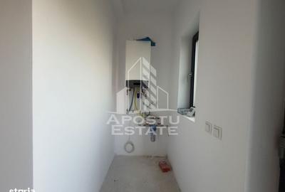 Casă cu 4 camere în Sânandrei