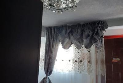 Garsonieră decomandată în Km 4 - 2