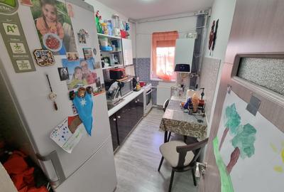 Apartament cu 2 camere semidecomandat, mobilat în Casa de Cultură - 3