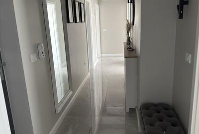 Apartament cu 3 camere decomandat în Traian - 3