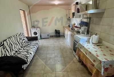 Casa Loc. Predesti teren 402 mp - 3