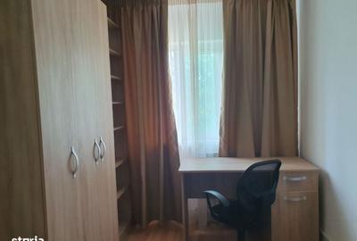 Apartament cu 3 camere decomandat în 9 Mai - 12