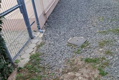Casă cu 2 camere cu Teren 200 Mp în Lazaret