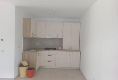 Casă individuală cu 4 camere cu Teren 500 Mp în Central - 3