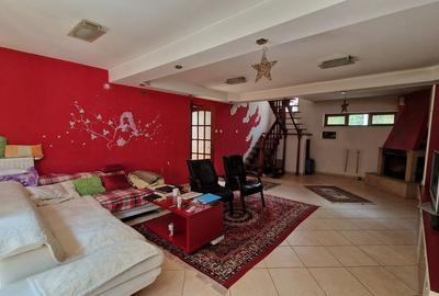 Casă/Pensiune de vanzare cu piscina interioara, Fizira, Comision 0% - 18