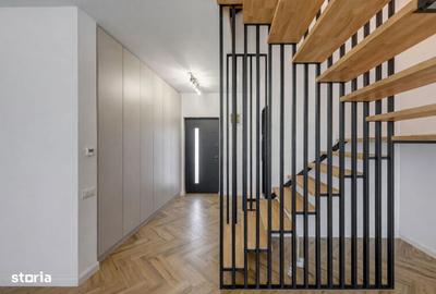 Casă cu 4 camere cu Teren 201 Mp în Central - 8