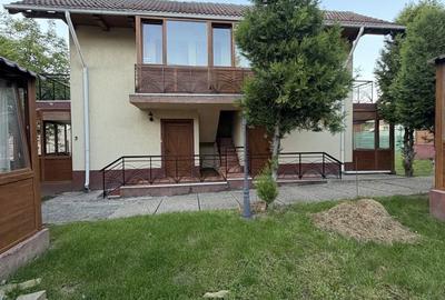 Casă cu 4 camere în Bran - 2