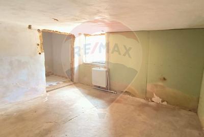 Casă cu 3 camere cu Canalizare în Nord-Est - 14