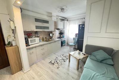 Apartament decomandat 3 camere balcon pivnita zona Vasile Aaron - 10