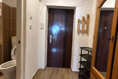 Garsoniera Titan Etaj 4 Centrala Proprie 30 Mp  7 Min Metrou - 8