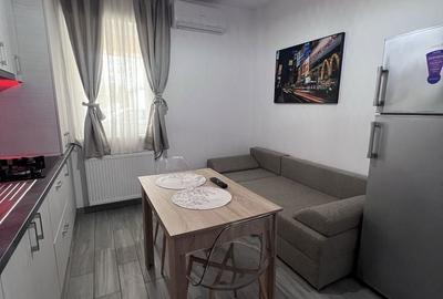Garsonieră decomandată în Central