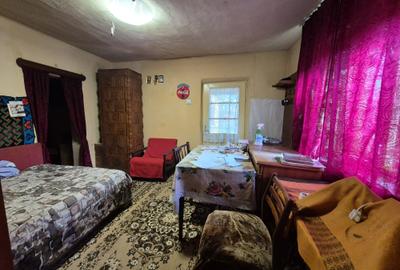 Casă individuală cu 3 camere cu Teren 750 Mp în Km 5 - 5