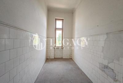 Casă individuală cu 18 camere cu Canalizare în Central - 25