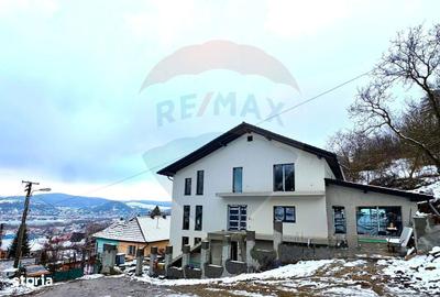 Casă cu 6 camere cu Teren 822 Mp în Central - 6