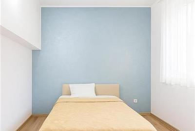 Apartament cu 3 camere decomandat în Nufărul - 9