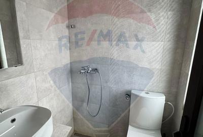 Casă cu 6 camere cu Teren 7661 Mp în Măneciu - 20