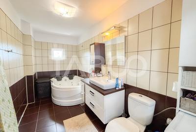 Duplex cu 4 camere cu Canalizare în Bună Ziua - 5
