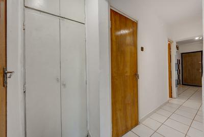 Apartament 3 camere decomandat, cu centrala proprie, bloc 1983 - 13