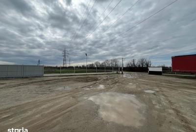 Teren de 4000 mp, în Ișalnița