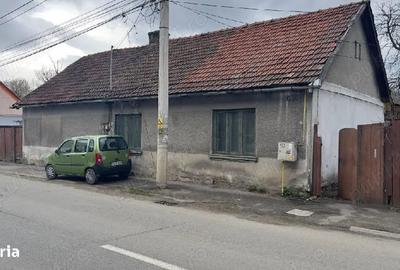 Casă cu 4 camere în Petros - 1