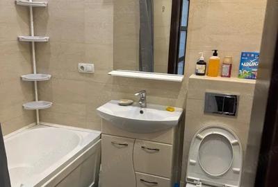 Garsonieră decomandată în Lipovei