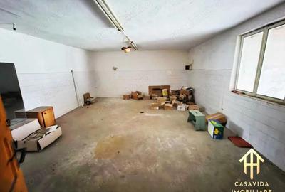 Casă cu 8 camere cu Teren 430 Mp în Central