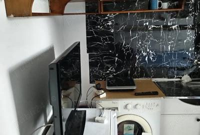 Garsonieră nedecomandată în Central - 1