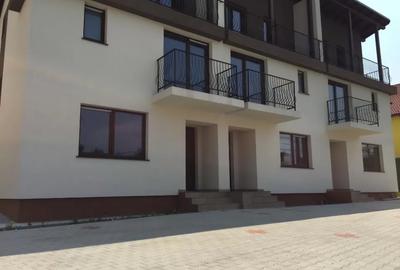 Casă cu 5 camere cu Teren 400 Mp în Aeroport