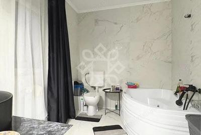 Casă cu Canalizare în Central - 22