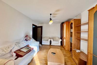 Apartament cu 3 camere decomandat în Floreasca