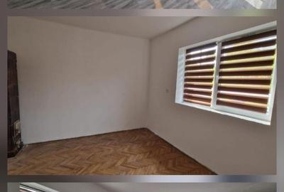 Casă cu 4 camere în Ciocmani - 7