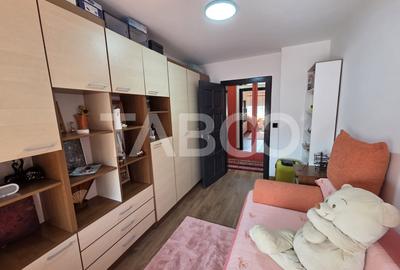 Apartament cu 4 camere decomandat, mobilat în Făgăraș - 6