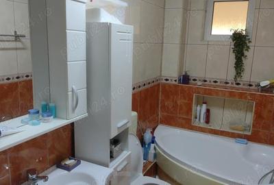Casă cu 6 camere cu Teren 534 Mp în Geamăna - 4