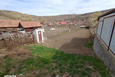 Casă cu 2 camere cu Teren 720 Mp în Central - 11