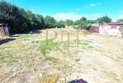 Teren de 1406 mp, în Fratelia - 4