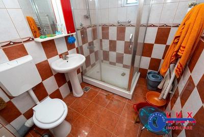 Apartament cu 2 camere decomandat în C5 - 10